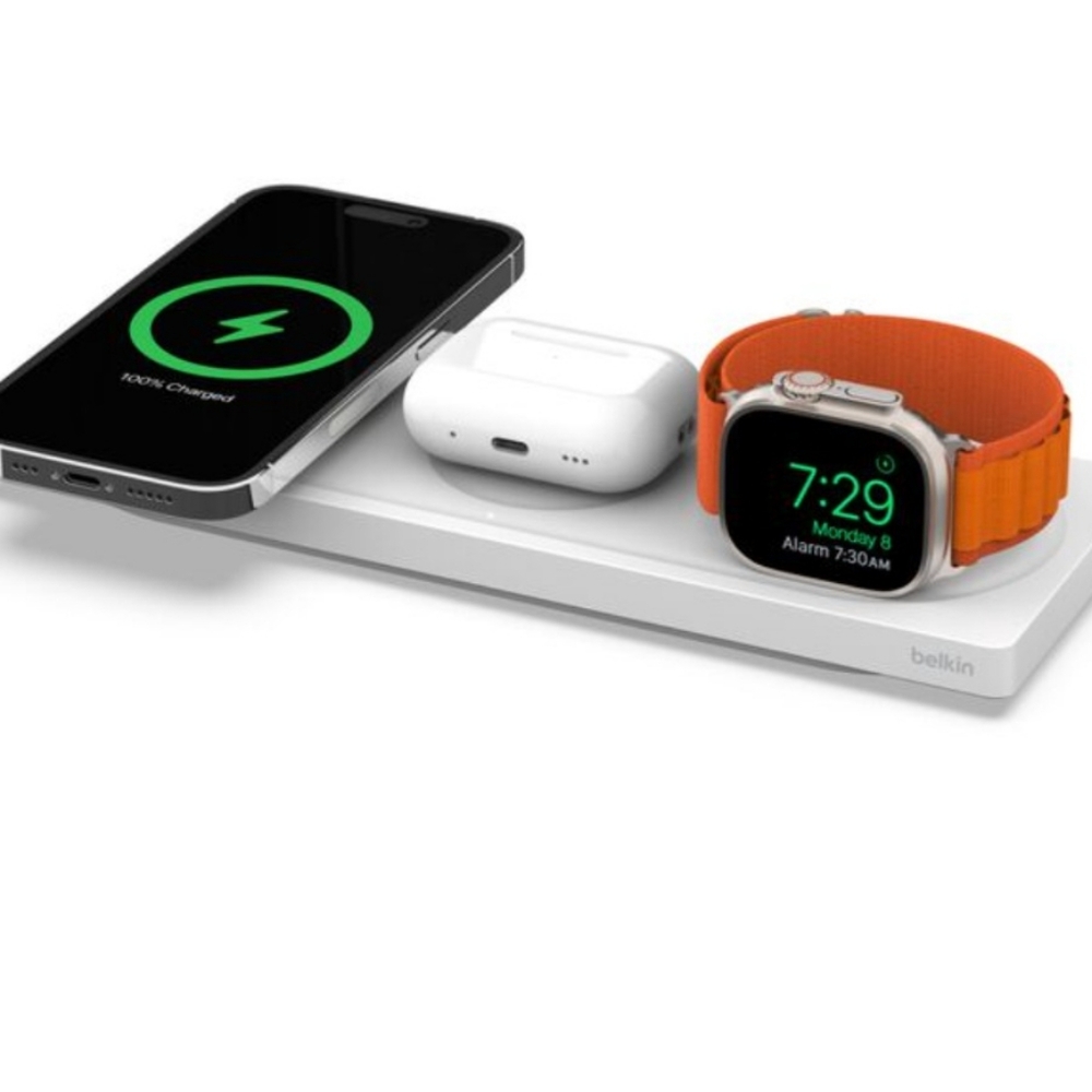 Belkin BOOSTCHARGE PRO 3-in-1 Wireless Charging Pad with MagSafe - White